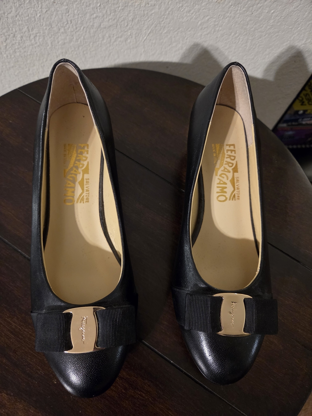Salvatore Ferragamo Black Vara Bow Leather Pumps